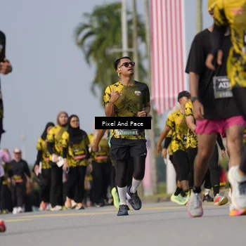 Runner Photo 6456399