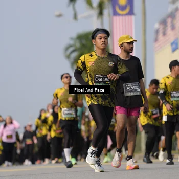 Runner Photo 6456405
