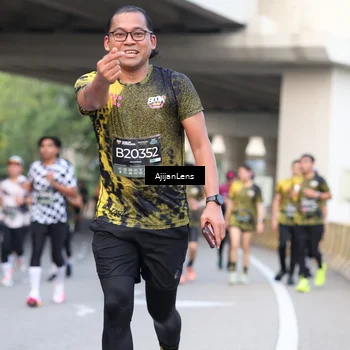 Runner Photo 6456416