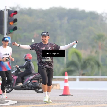 Runner Photo 6456418