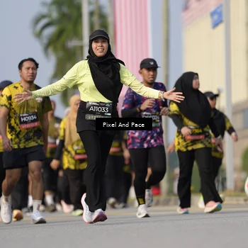 Runner Photo 6456503