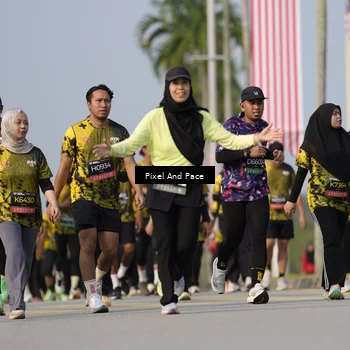 Runner Photo 6456512