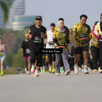 Runner Photo 6456521
