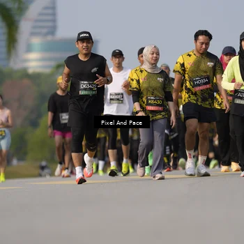 Runner Photo 6456524