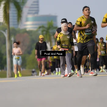 Runner Photo 6456526