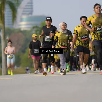 Runner Photo 6456529