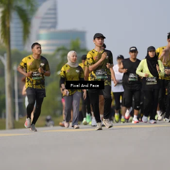 Runner Photo 6456539