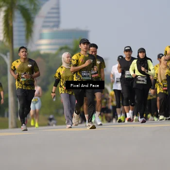 Runner Photo 6456551