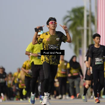 Runner Photo 6456572