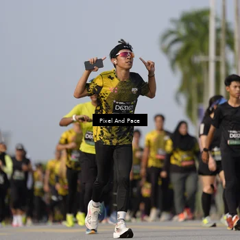 Runner Photo 6456575