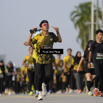 Runner Photo 6456589