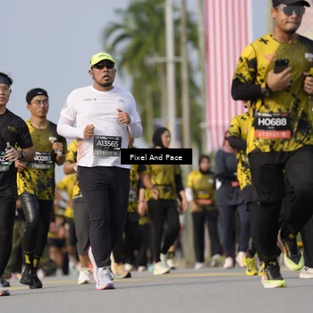 Runner Photo 6456624