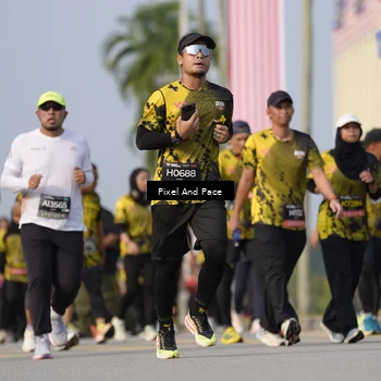 Runner Photo 6456629