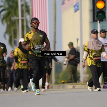 Runner Photo 6456648