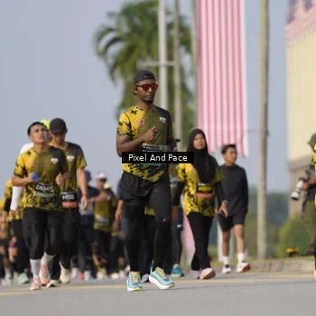 Runner Photo 6456654