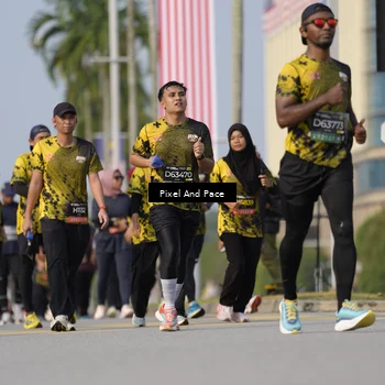 Runner Photo 6456667
