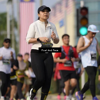 Runner Photo 6456669