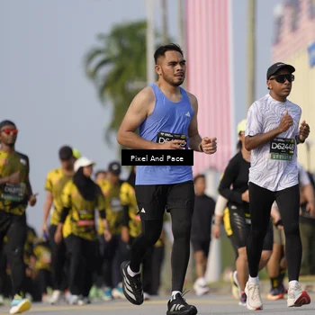 Runner Photo 6456671