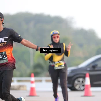 Runner Photo 6456679