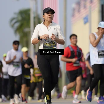 Runner Photo 6456689