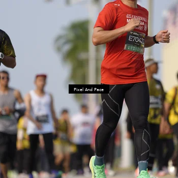 Runner Photo 6456726