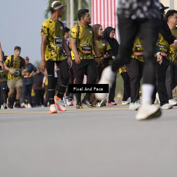 Runner Photo 6456751