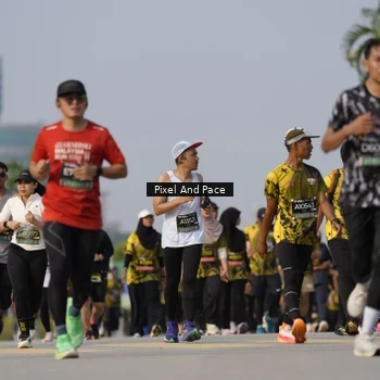 Runner Photo 6456752