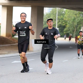 Runner Photo 6456754