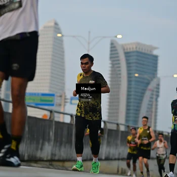 Runner Photo 6456759