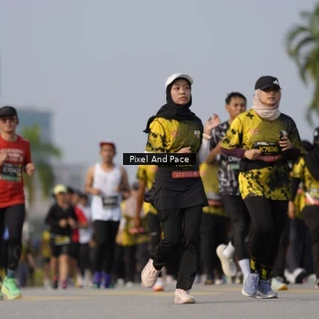 Runner Photo 6456769