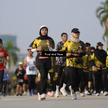 Runner Photo 6456802