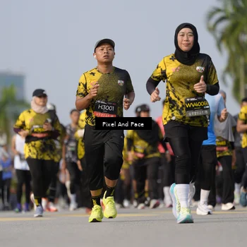Runner Photo 6456816