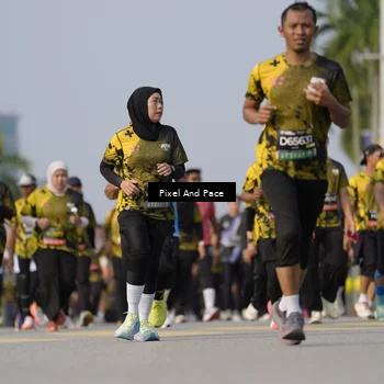 Runner Photo 6456824