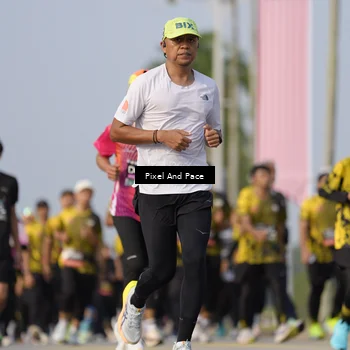 Runner Photo 6456854