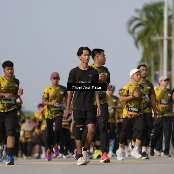 Runner Photo 6456856