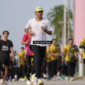 Runner Photo 6456857