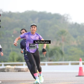 Runner Photo 6456860