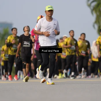 Runner Photo 6456876