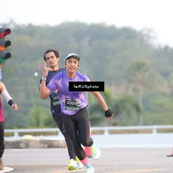 Runner Photo 6456896