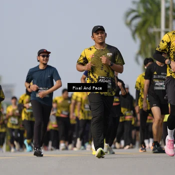 Runner Photo 6456905