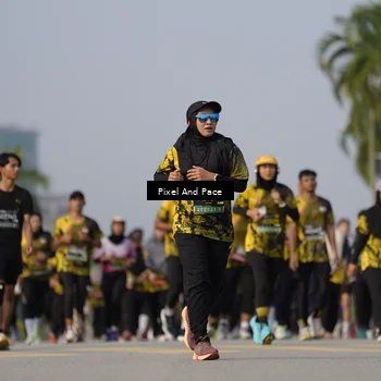 Runner Photo 6456910