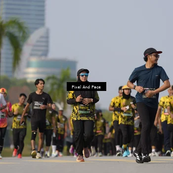 Runner Photo 6456911