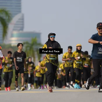 Runner Photo 6456917