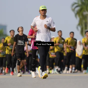 Runner Photo 6456933