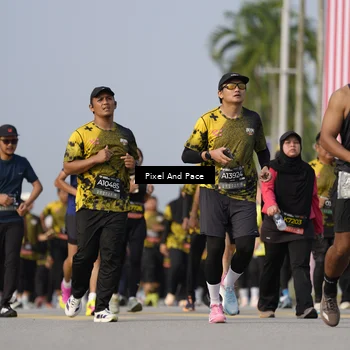 Runner Photo 6456936