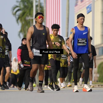 Runner Photo 6456951