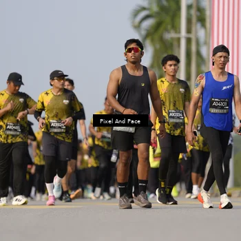 Runner Photo 6456981