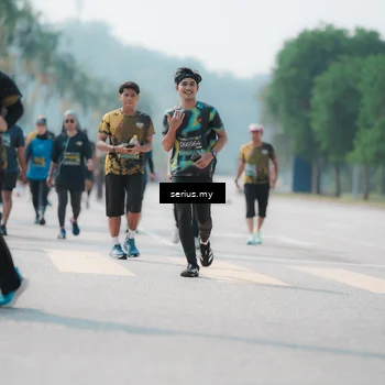 Runner Photo 6457000