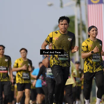 Runner Photo 6457004