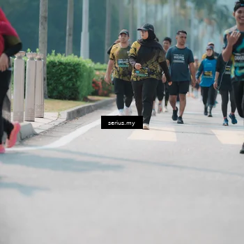 Runner Photo 6457012